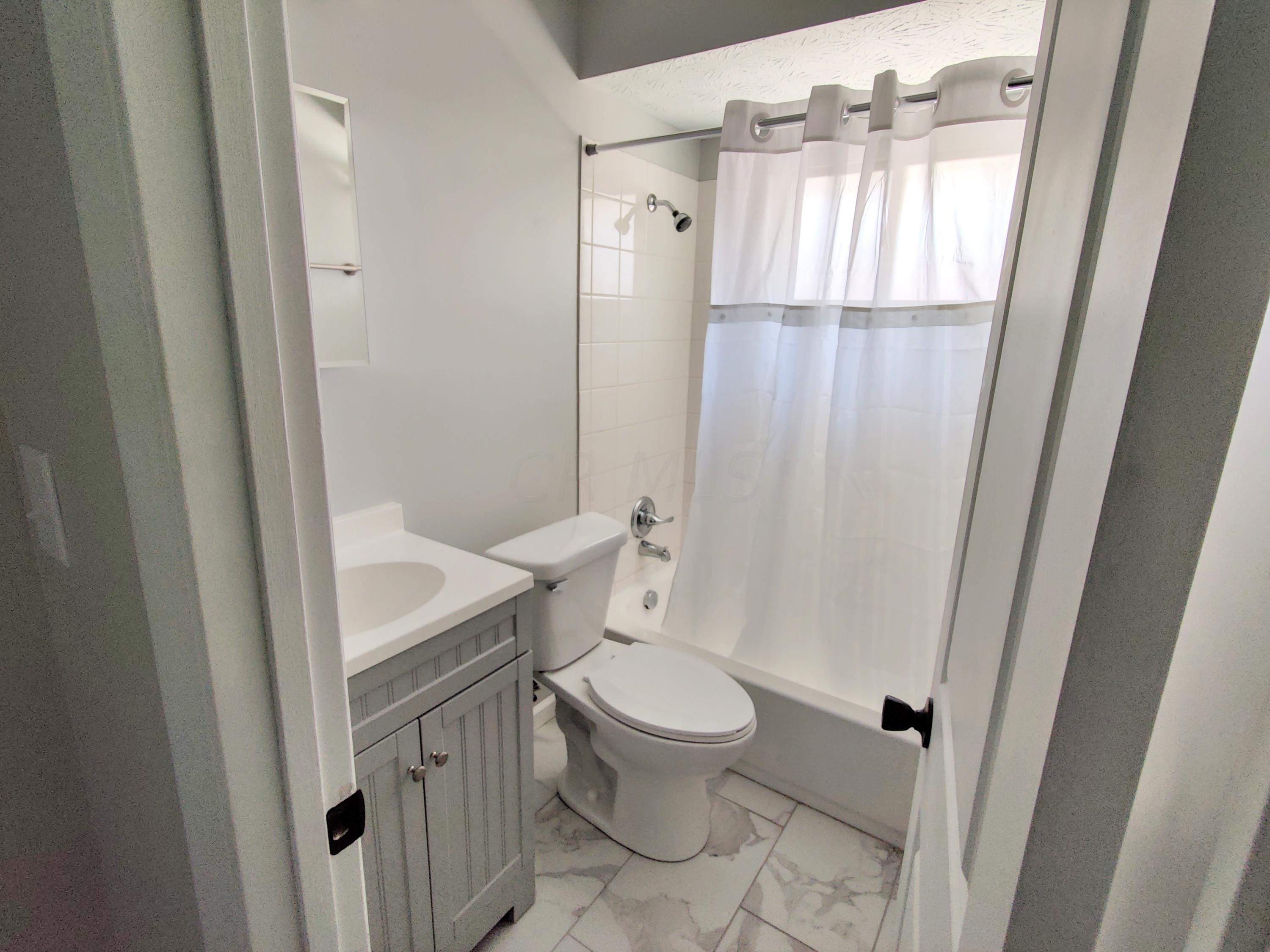 1568 Cunard Road Columbus, OH 43227 - Photo 7 of 24 Gallery Image 7