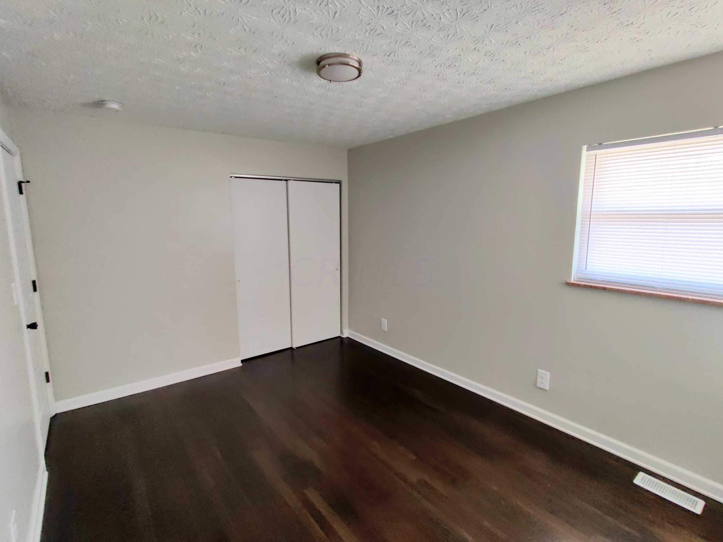 1568 Cunard Road Columbus, OH 43227 - Photo 10 of 24 Gallery Image 10