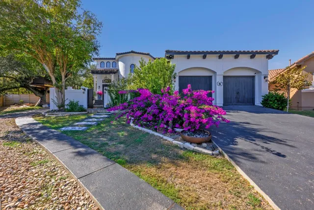 $975,000 | 2900 Pamella Court, Austin, TX 78734