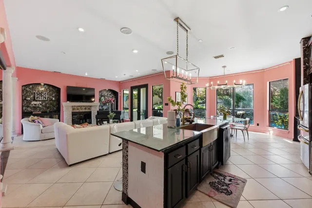 $975,000 | 2900 Pamella Court, Austin, TX 78734