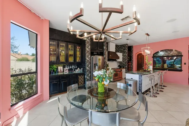 $975,000 | 2900 Pamella Court, Austin, TX 78734