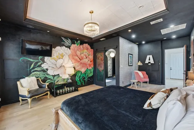 $975,000 | 2900 Pamella Court, Austin, TX 78734