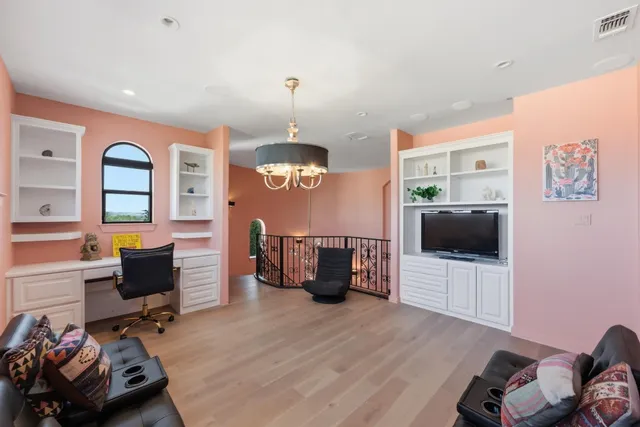 $975,000 | 2900 Pamella Court, Austin, TX 78734