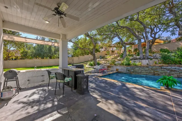 $975,000 | 2900 Pamella Court, Austin, TX 78734