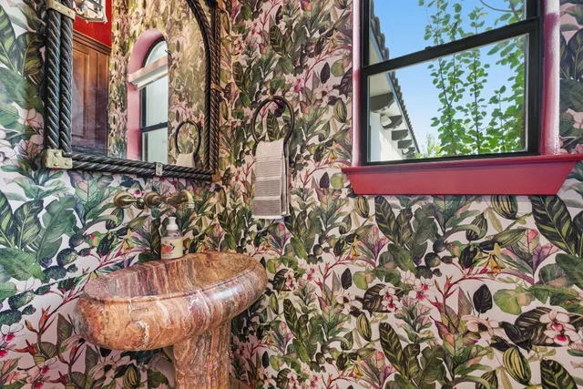 $975,000 | 2900 Pamella Court, Austin, TX 78734