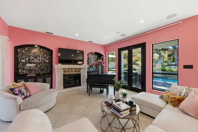 $975,000 | 2900 Pamella Court, Austin, TX 78734