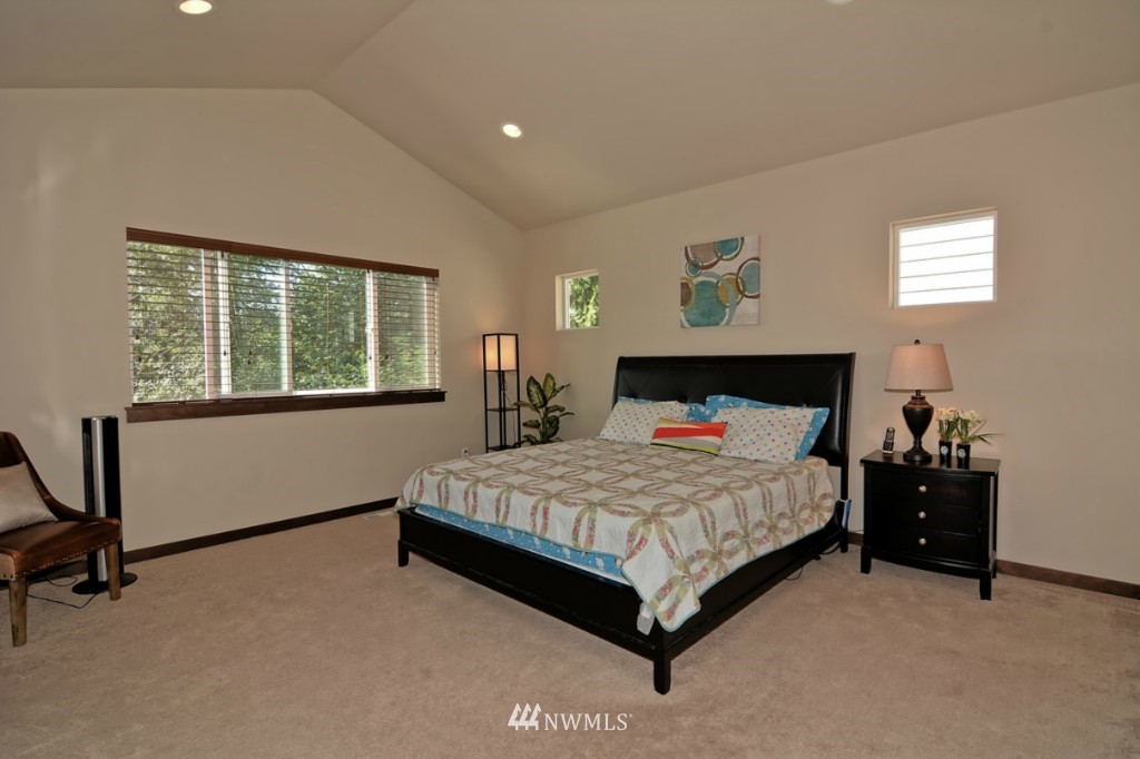 316 202nd Place Southeast, Unit 32 Bothell, WA 98012 - Photo 14 of 23 Gallery Image 14