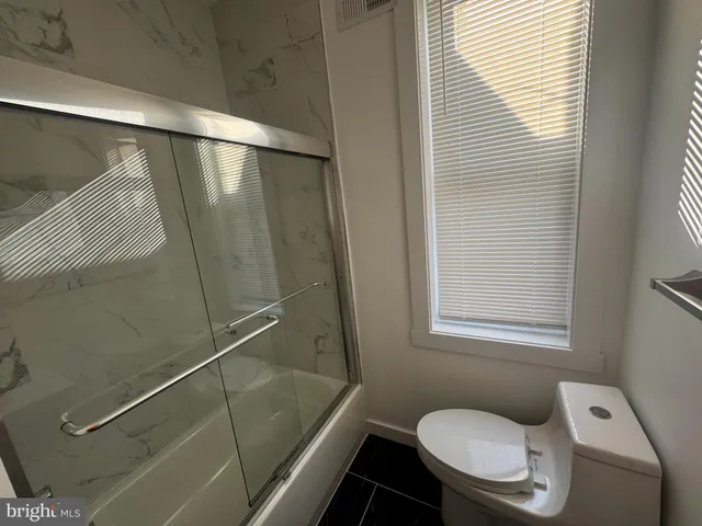 $1,875 | 3118 G Street, Philadelphia, PA 19134