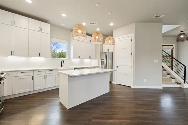 $2,500 | 18200 Fair Lane, Jonestown, TX 78645