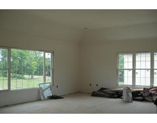 10 Lyons Farm Road, Unit LOT 20 Haverhill, MA 01835 - Photo 6 of 11 Gallery Image 6