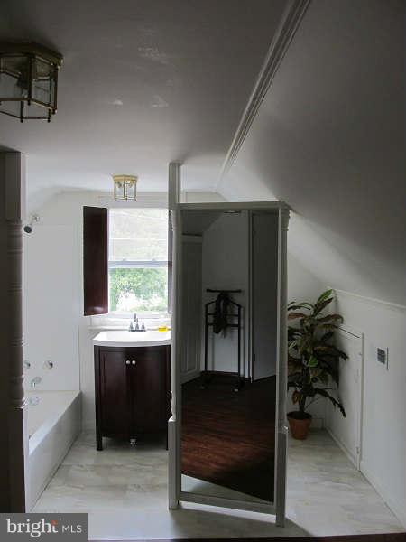 8717 Eddington Road Baltimore, MD 21234 - Photo 20 of 21 Bath (Master)