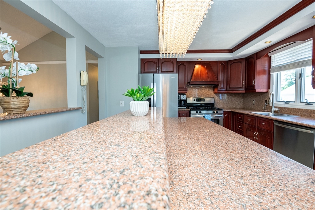 27 Carr Road Saugus, MA 01906 - Photo 14 of 34 Gallery Image 14