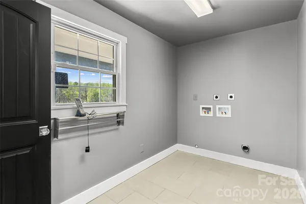 a view of a window in a room