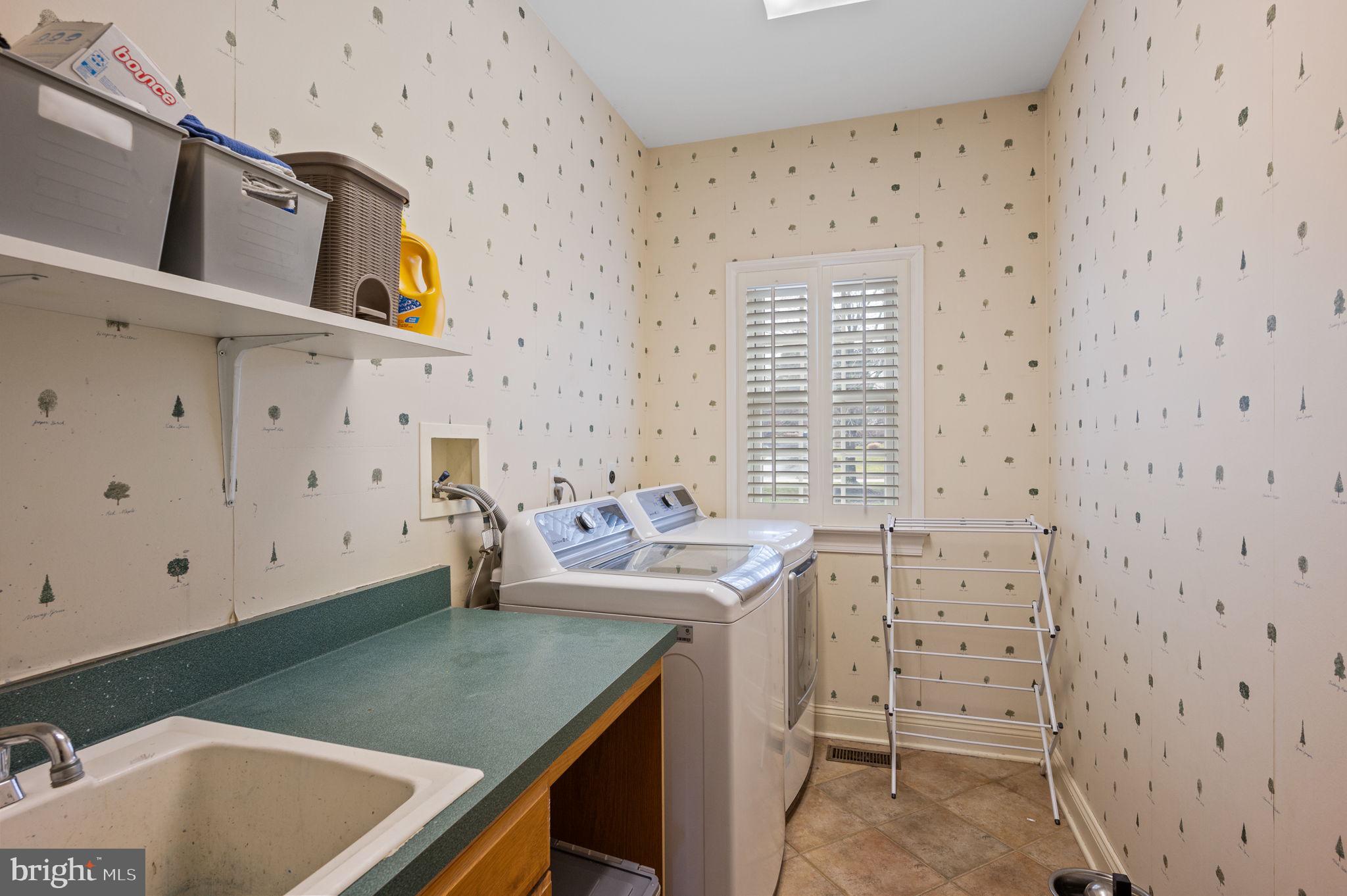 1450 Eaves Spring Drive Malvern, PA 19355 - Photo 36 of 58 laundry room