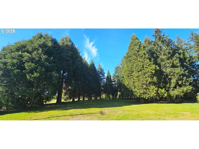 $997,000 | 93579 River Road, Junction City, OR 97448