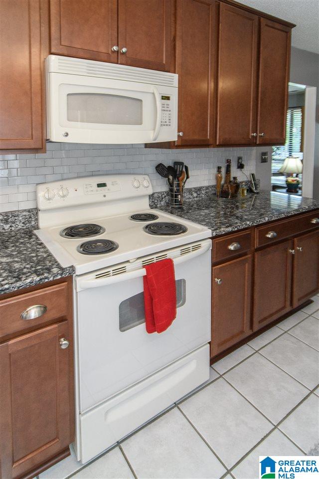 138 Ridgewood Drive Trussville, AL 35173 - Photo 15 of 37