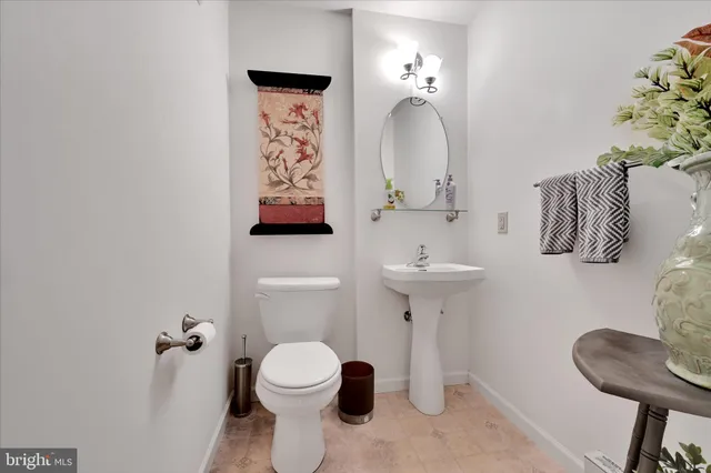 $350,000 | 129 Glen Court, Ephrata, PA 17522