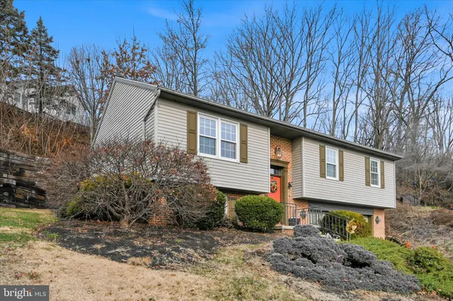 $350,000 | 129 Glen Court, Ephrata, PA 17522