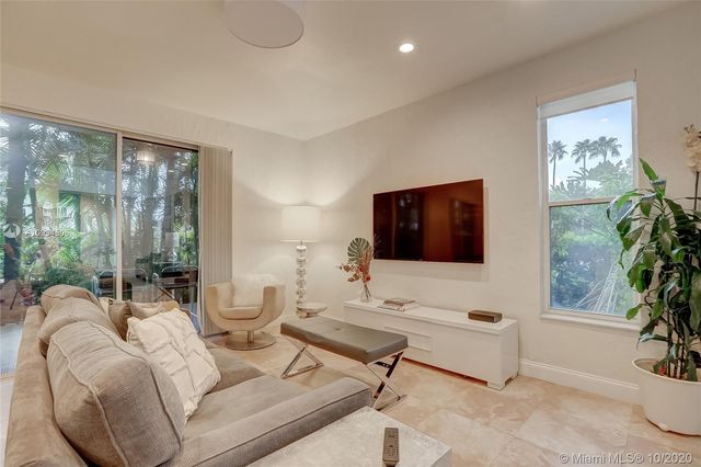 $575,000 | 3453 Northeast 210th Terrace, Aventura, FL 33180