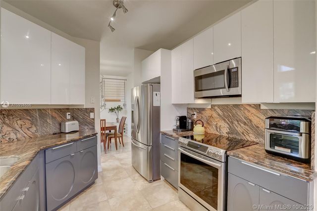 $575,000 | 3453 Northeast 210th Terrace, Aventura, FL 33180