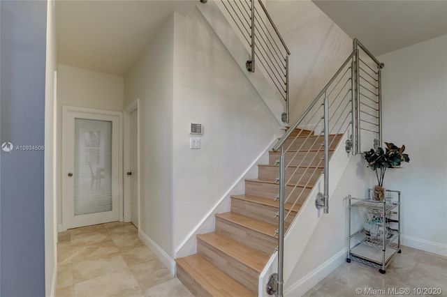 $575,000 | 3453 Northeast 210th Terrace, Aventura, FL 33180