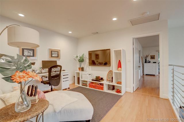 $575,000 | 3453 Northeast 210th Terrace, Aventura, FL 33180