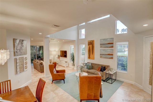 $575,000 | 3453 Northeast 210th Terrace, Aventura, FL 33180