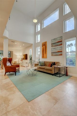 $575,000 | 3453 Northeast 210th Terrace, Aventura, FL 33180