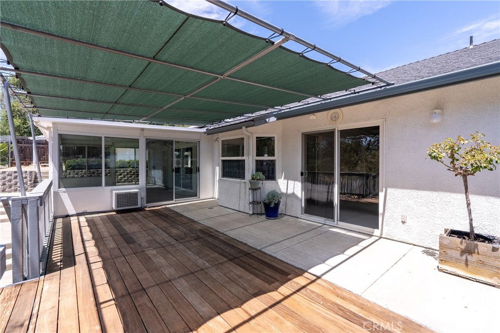 9340 Mountain View Drive Atascadero, CA 93422 - Photo 26 of 50 a balcony with furniture and a potted plant