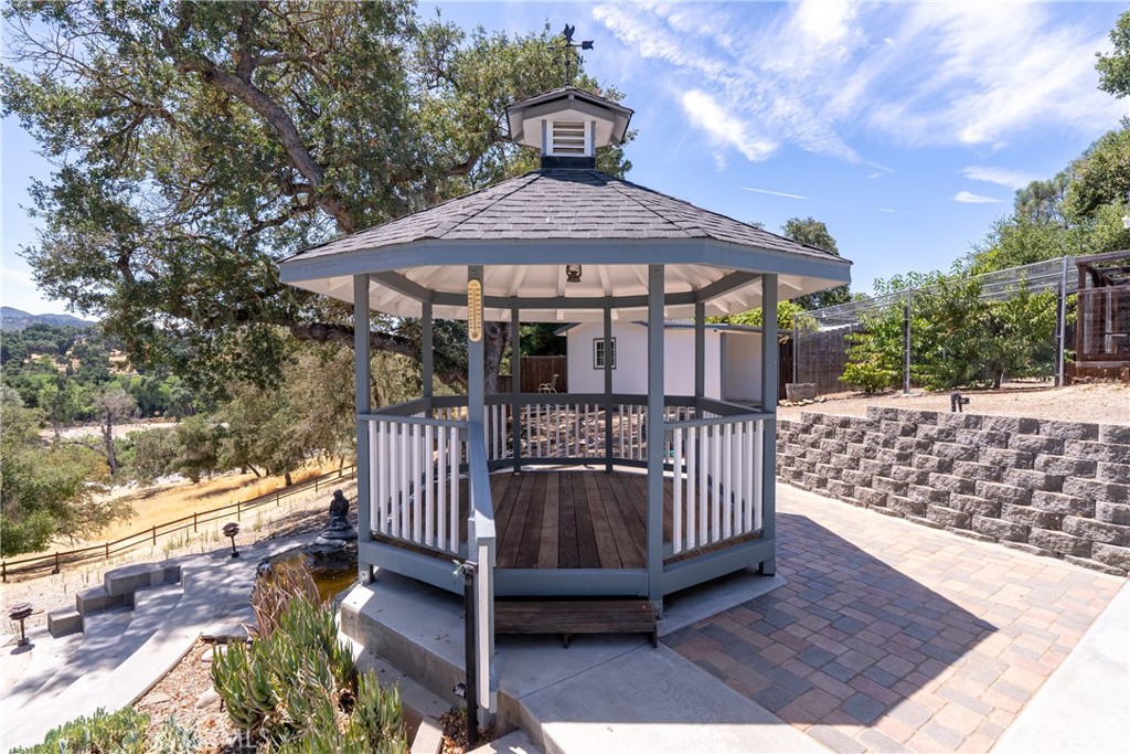 9340 Mountain View Drive Atascadero, CA 93422 - Photo 33 of 50 a view of a chairs setting in the backyard