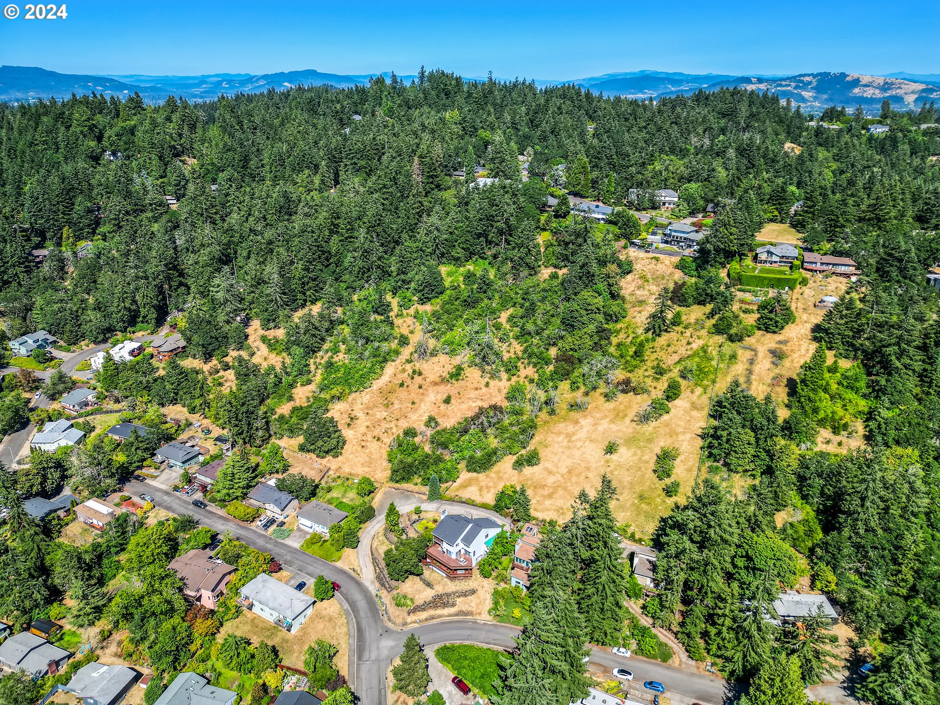 East 38th Avenue Eugene, OR 97405 - Photo 2 of 17