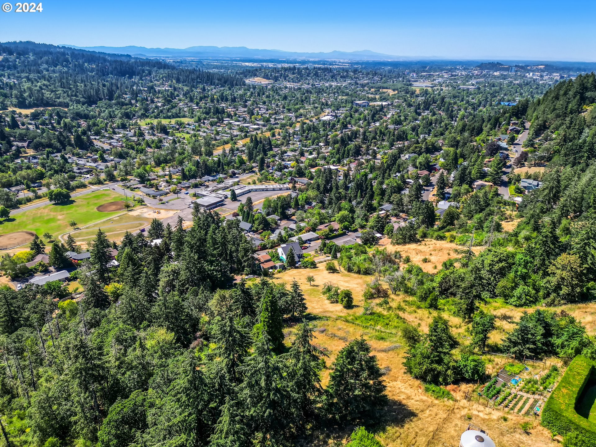 East 38th Avenue Eugene, OR 97405 - Photo 5 of 17