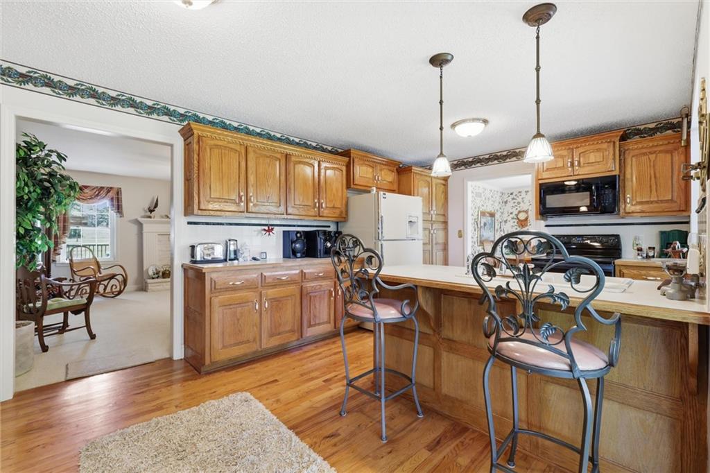 29585 Somerset Road Paola, KS 66071 - Photo 10 of 53