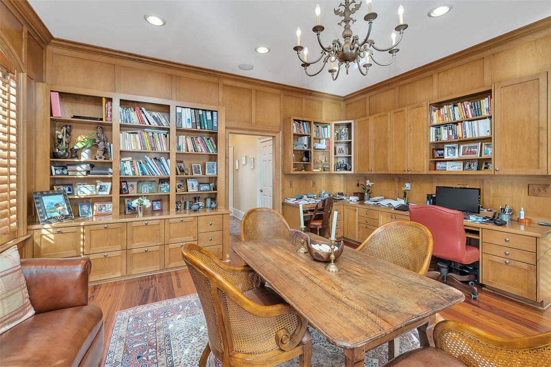 925 Champney St. Simons Island, GA 31522 - Photo 15 of 52