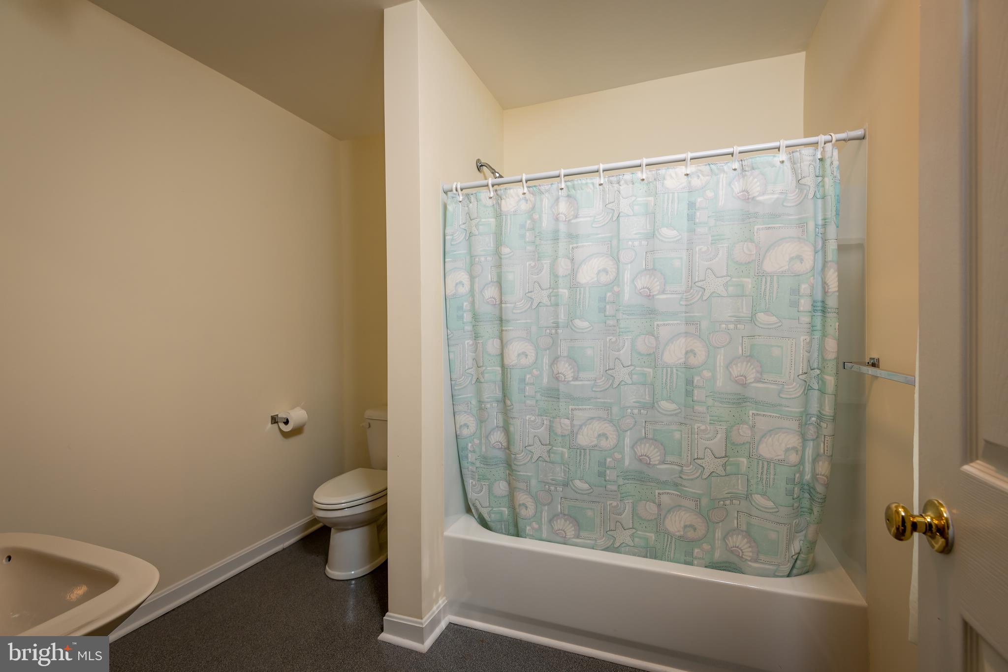 18254 Cherryfield Road Drayden, MD 20630 - Photo 22 of 34 private bath bedroom #2