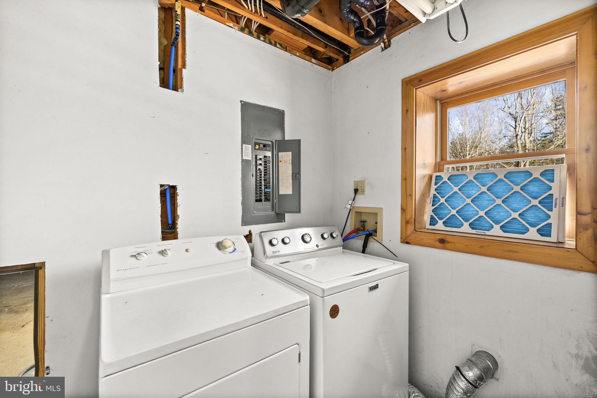 16125 Mountain Track Road Orange, VA 22960 - Photo 37 of 60 a utility room with dryer and washer