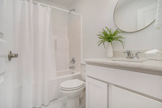 $399,900 | 9150 Cottage Crossing, Unit 23, Richland, MI 49083