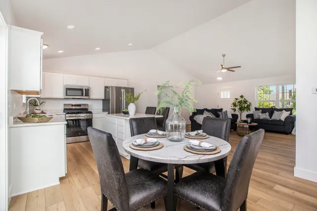 $399,900 | 9150 Cottage Crossing, Unit 23, Richland, MI 49083