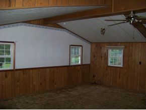 4194 Reedy Creek Road Bristol, VA 24202 - Photo 2 of 9 LIVING ROOM