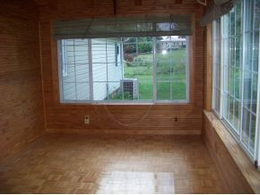 4194 Reedy Creek Road Bristol, VA 24202 - Photo 7 of 9 SUNROOM