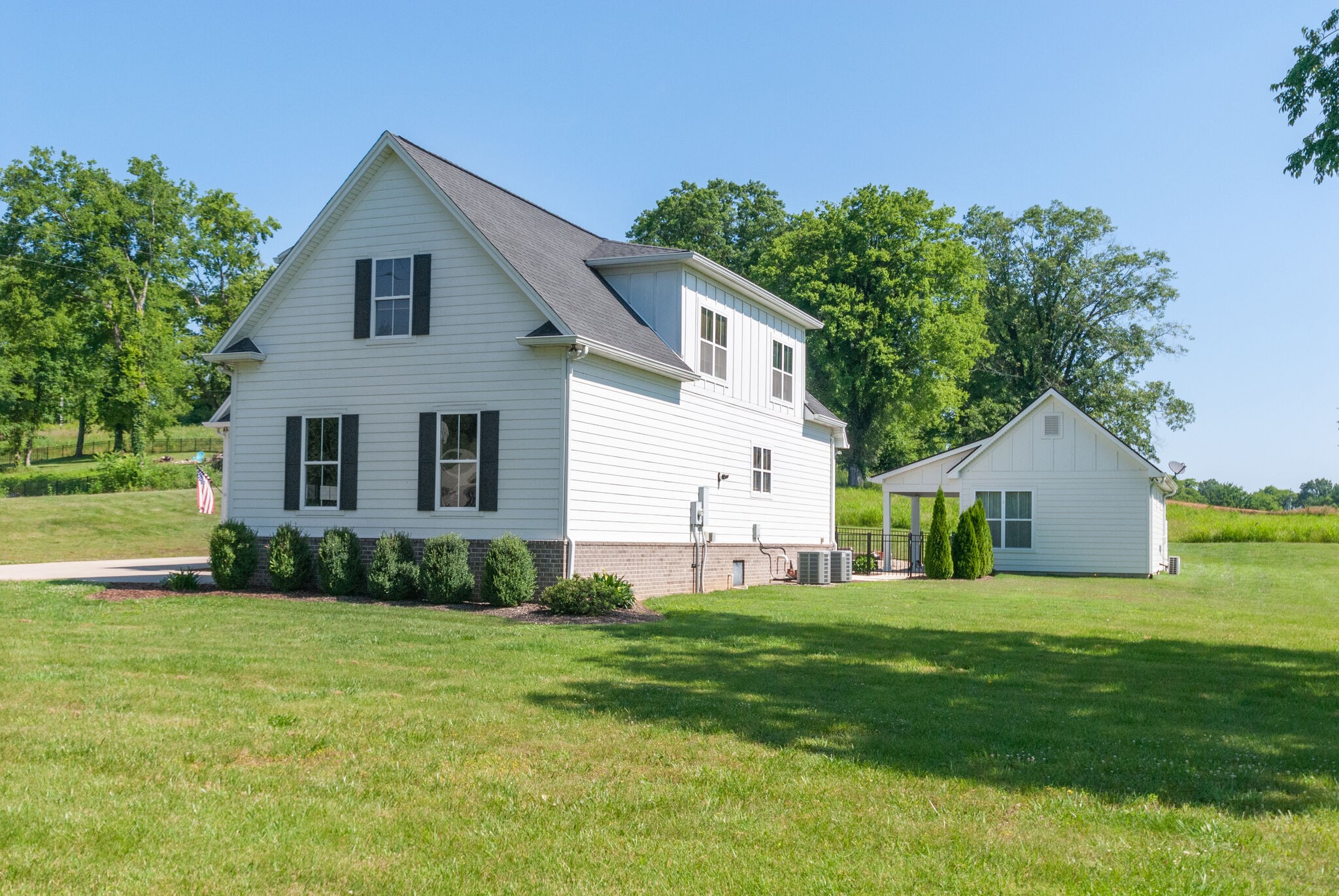 2417 Darks Mill Road Columbia, TN 38401 - Photo 3 of 54 Gallery Image 3