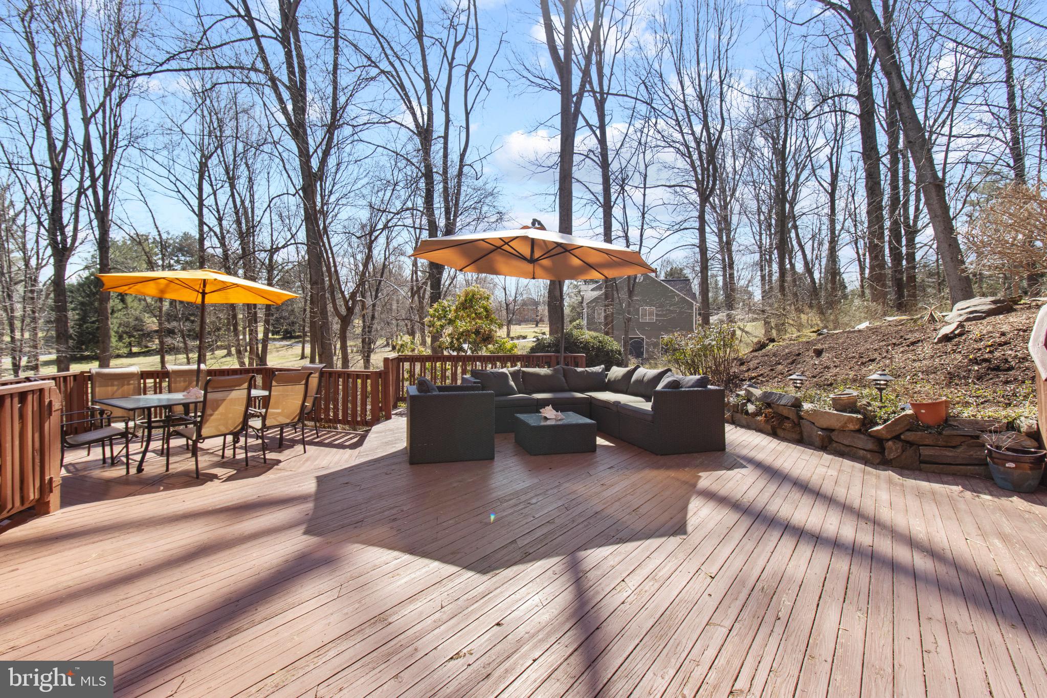 13700 Query Mill Road North Potomac, MD 20878 - Photo 75 of 96 Deck