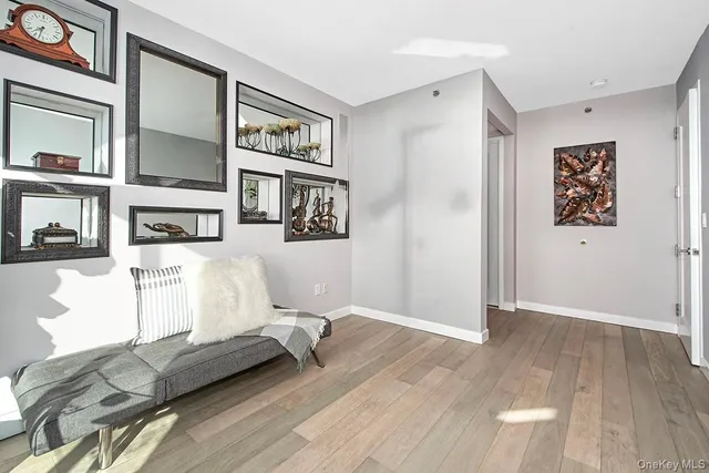 $5,800 | 10 City Place, Unit PH4, White Plains, NY 10601