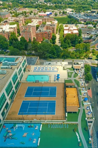 $5,800 | 10 City Place, Unit PH4, White Plains, NY 10601