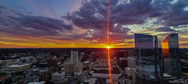 $5,800 | 10 City Place, Unit PH4, White Plains, NY 10601