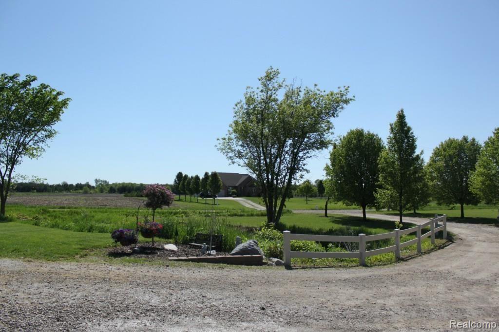 4454 Jackman Road Ida, MI 48140 - Photo 4 of 34 IMG_0677.jpg
