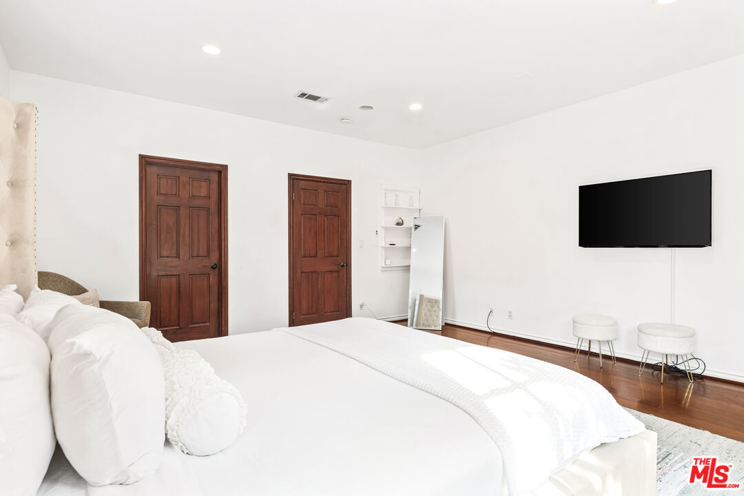 12109 Maxwellton Road Studio City, CA 91604 - Photo 31 of 75