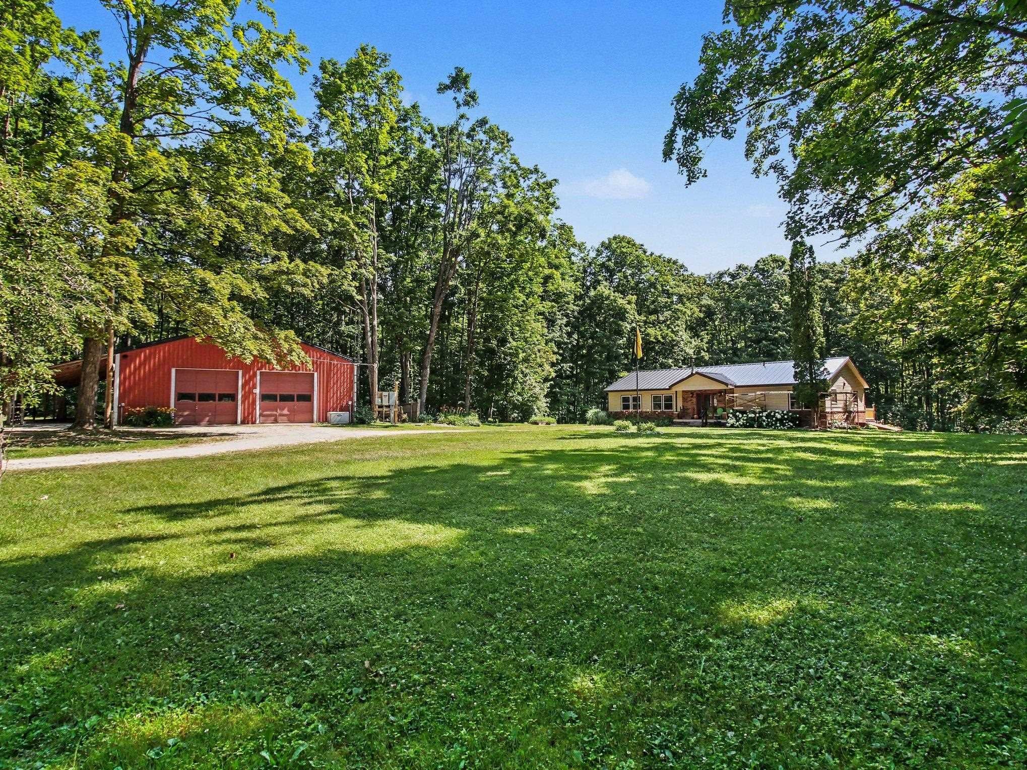 3871 Resort Road Alanson, MI 49706 - Photo 7 of 36 Gallery Image 7