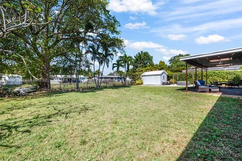 $729,000 | 18044 Southwest 89th Place, Palmetto Bay, FL 33157