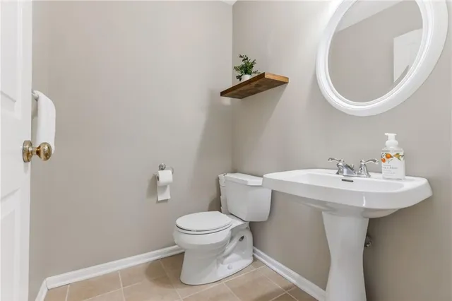 $390,000 | 708 Plum Rose Drive, Liberty, MO 64068